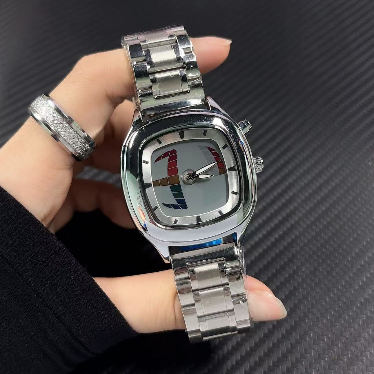 The Millennium Retro Style Men - đánh giá và giá Vintage Digital Watch